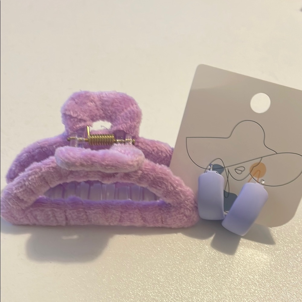#084. Fuzzy Hair Clip and Earrings